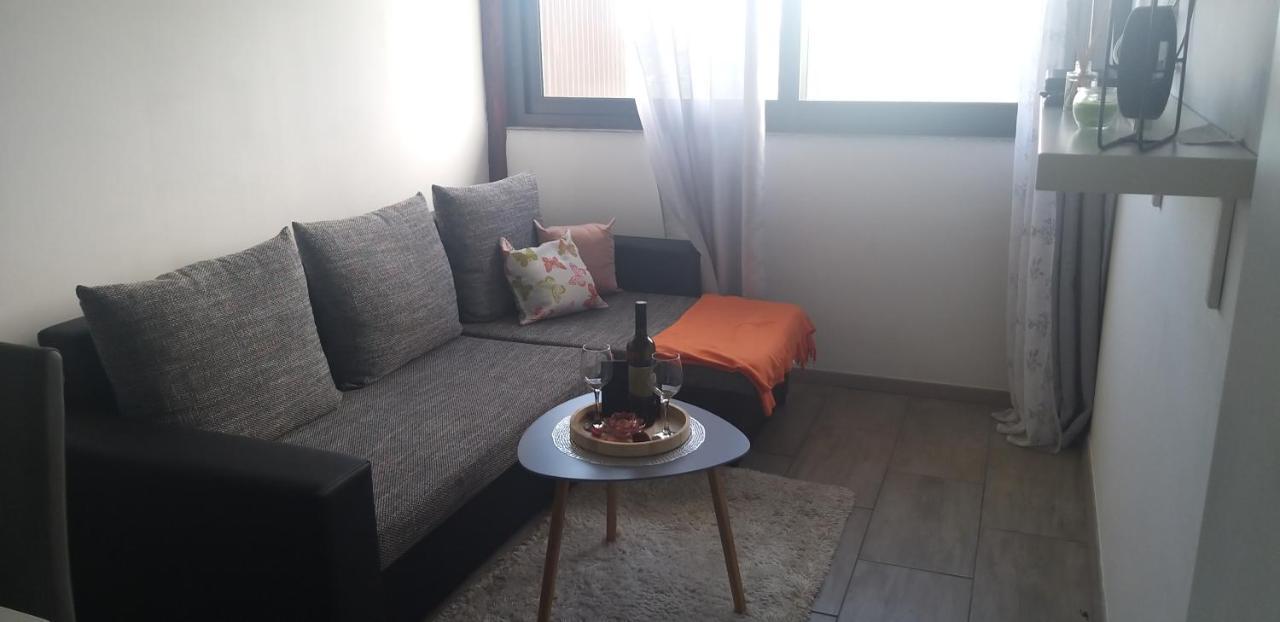 شقة كوبر  في Apartma Matjaz المظهر الخارجي الصورة